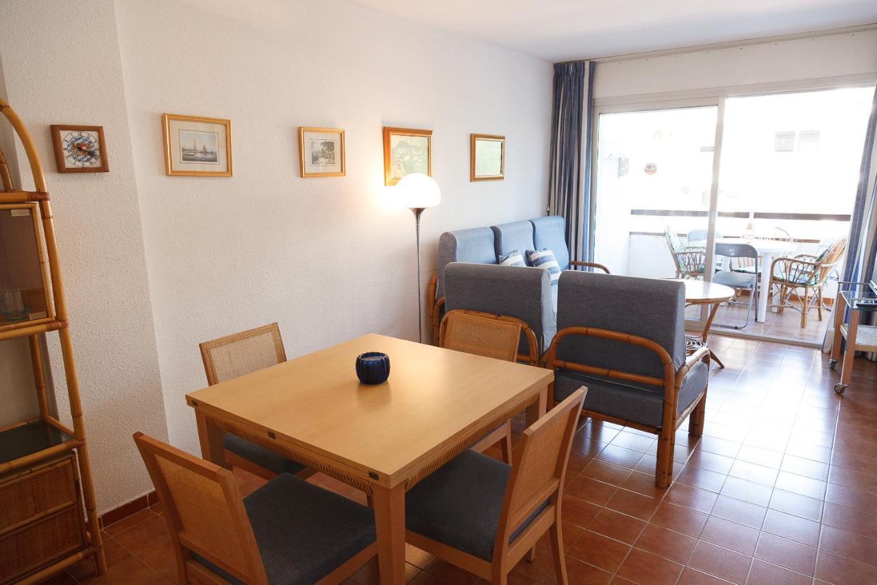 Uhc Buigas Luz Apartments Salou Bagian luar foto