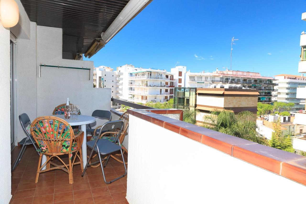 Uhc Buigas Luz Apartments Salou Bagian luar foto