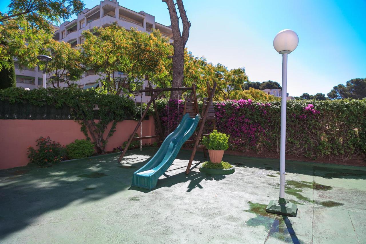 Uhc Buigas Luz Apartments Salou Bagian luar foto