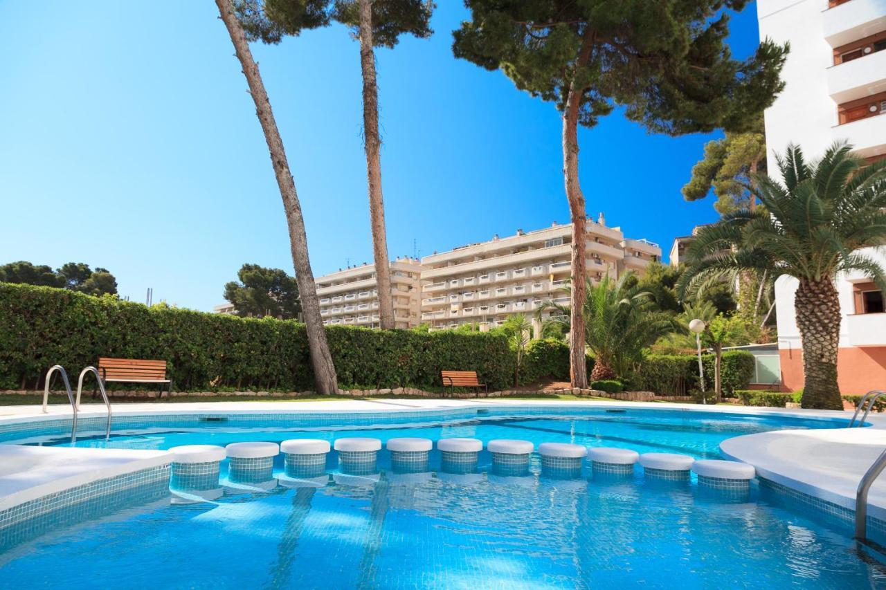 Uhc Buigas Luz Apartments Salou Bagian luar foto