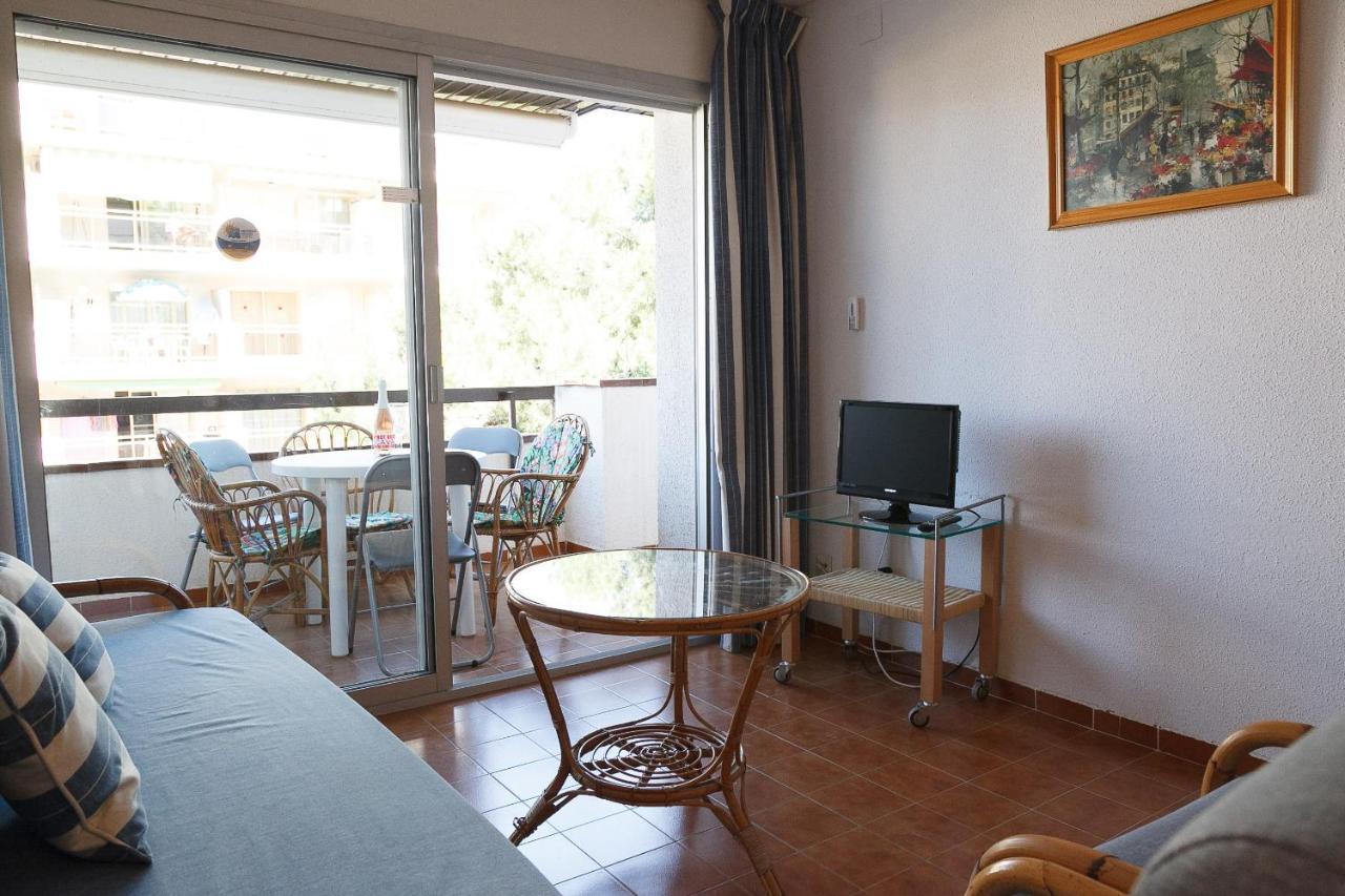 Uhc Buigas Luz Apartments Salou Bagian luar foto