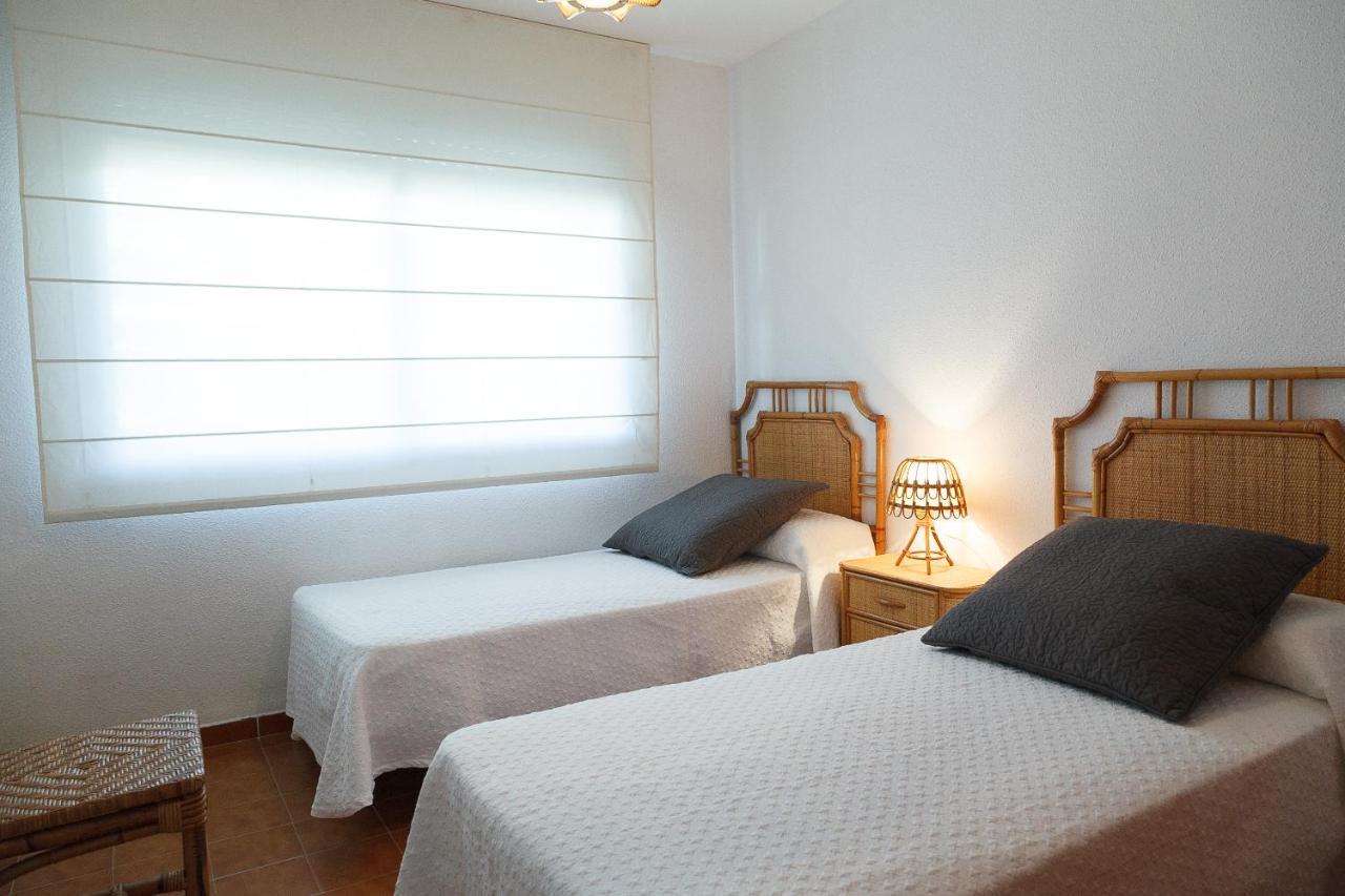 Uhc Buigas Luz Apartments Salou Bagian luar foto